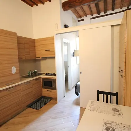Tiny House Centro Storico Apartmán Siena